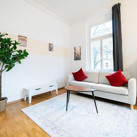 Fullhouse - Halle - Vs7 - 3 Beds - Nespresso 外观 照片