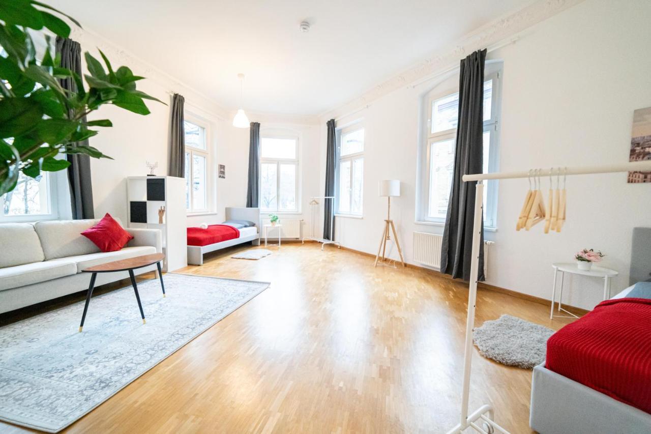 Fullhouse - Halle - Vs7 - 3 Beds - Nespresso 外观 照片